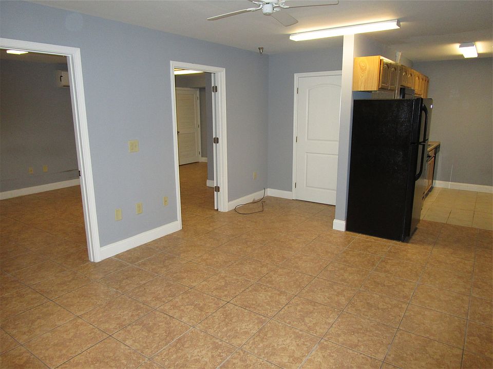 Living Room/Kitchen