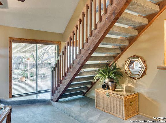 4th image of 1406 Jackson Hole St