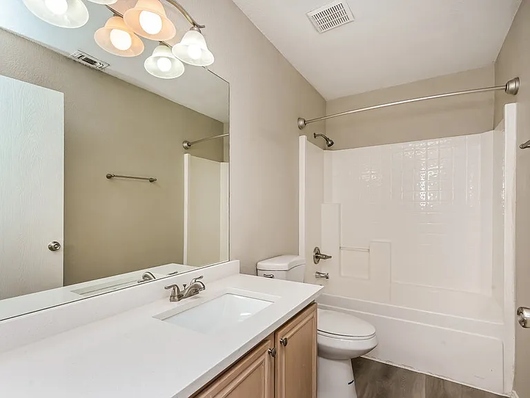 10217 Cypress Hills Dr — Photo 15