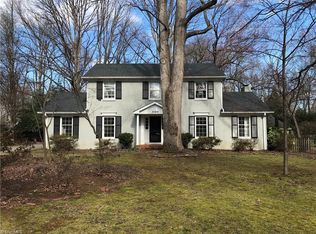 3100 Round Hill Rd, Greensboro, NC 27408