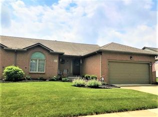 4775 Cypress Grove Dr, Groveport, OH