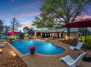 4 Willow Creek Dr, Huntsville, TX 77340