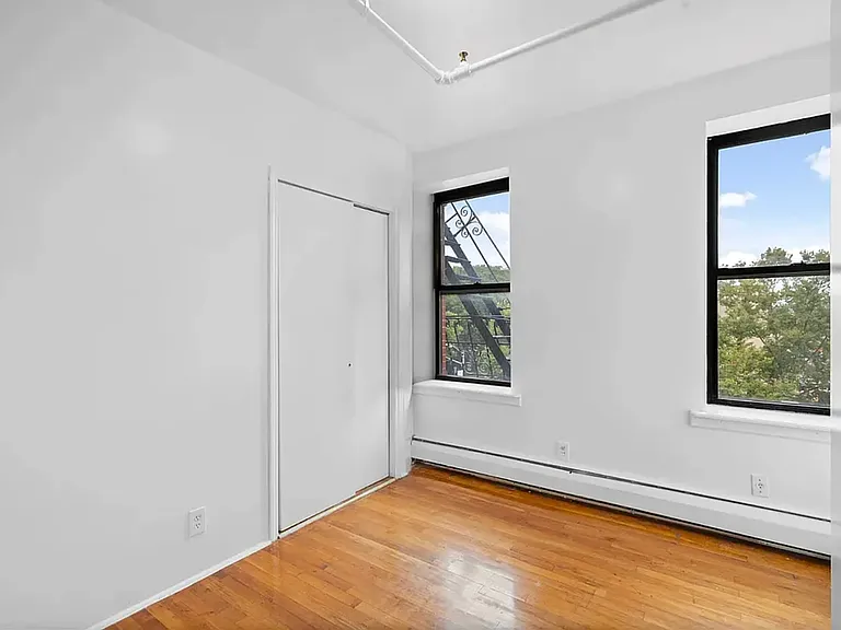 375 Pleasant Ave #5B — Photo 2