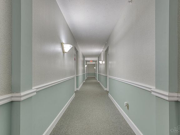 4th image of 4931 N Arbor Woods Ct APT 104