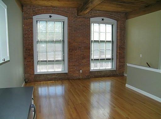 5th image of 14 Sanford St Unit 13