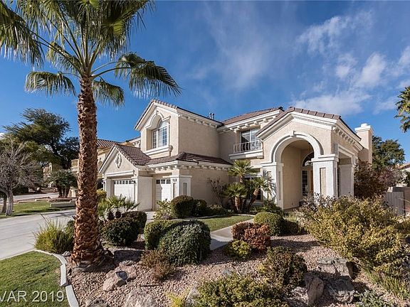 3rd image of 8832 Cortile Dr