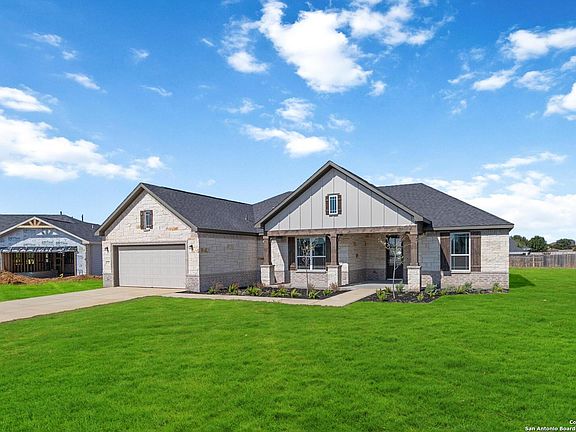 3rd image of 1587 Vista View Drive