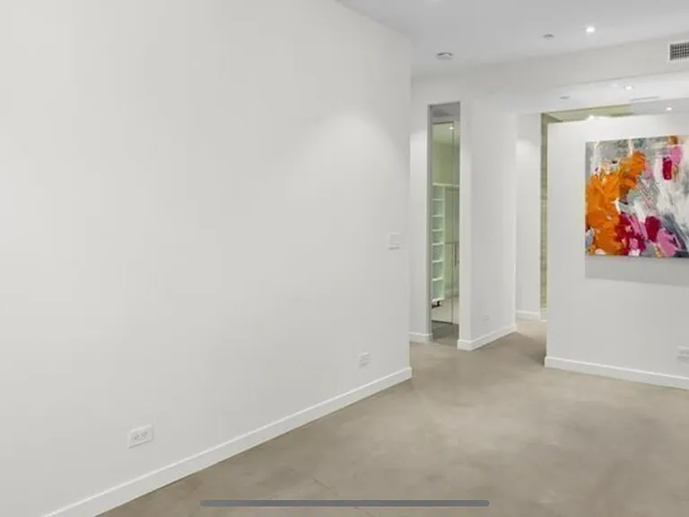 4113 Crest Dr — Photo 11