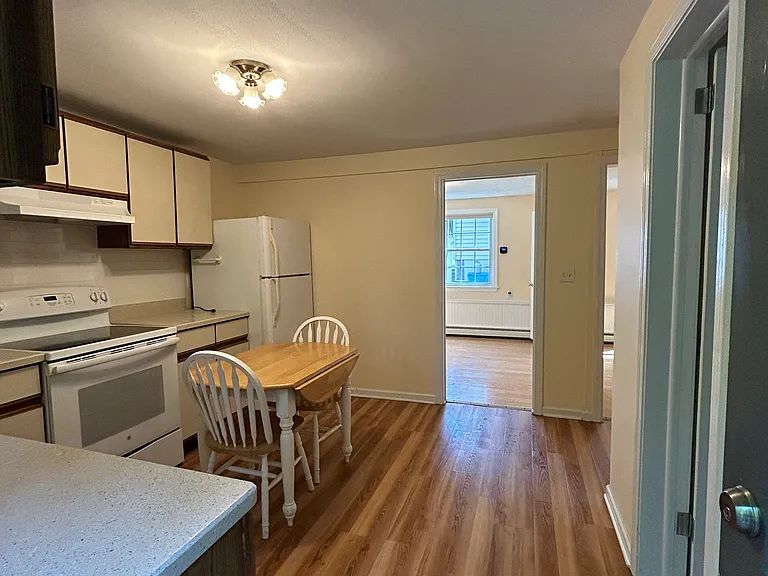 212 Jennings Rd — Photo 11