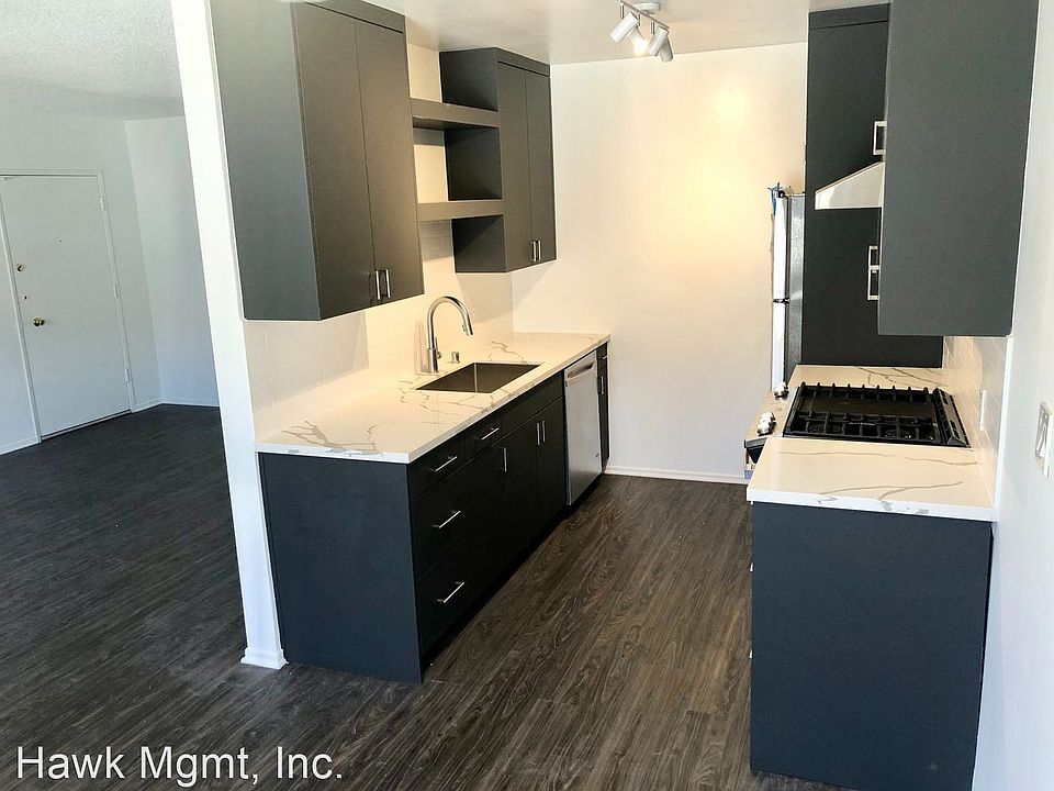 1st image of 119 N Hillcrest Blvd #1