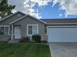 333 W Peach Pl, Saratoga Springs, UT 84045