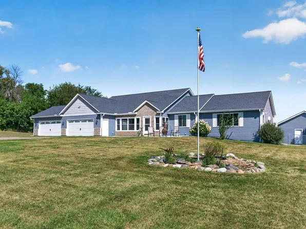 10620 Cain Rd, Rogers, MN 55374