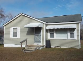 201 Strickland Dr, Hartford, AL 36344