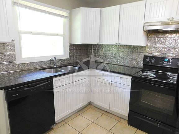 4th image of 1783 W Austin Rd