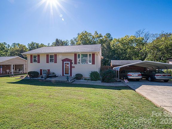 4th image of 1501 Fern Forest Dr