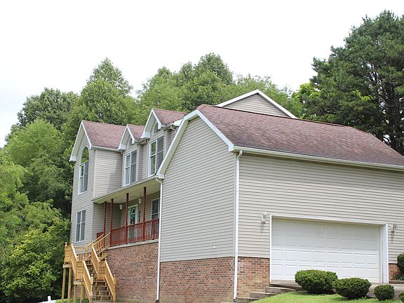 2nd image of 609 Holly Dr