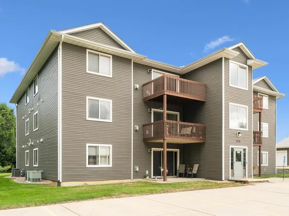 4710 Chadwick Rd Unit 9, Cedar Falls, IA 50613
