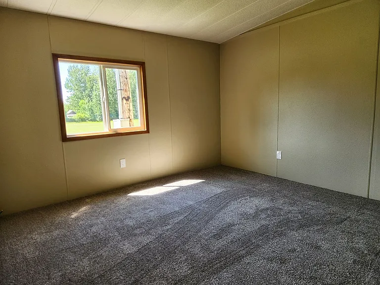 882 E Kelly Rd — Photo 10