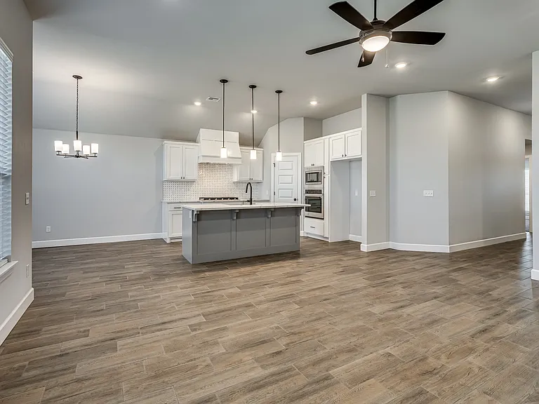 14105 Giverny Ave — Photo 10