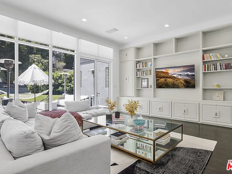 1833 Franklin Canyon Dr — Photo 6