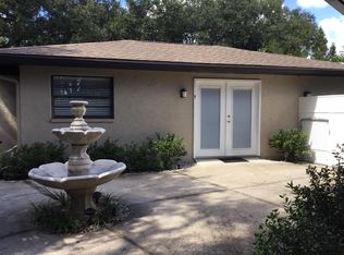 111 Whispering Oaks Ct #1, Sarasota, FL 34232