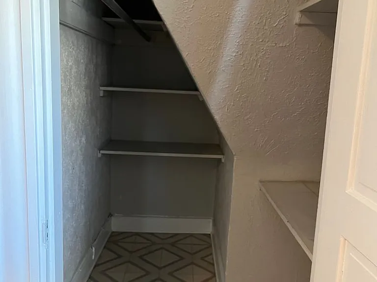 2102 Maryland Ave — Photo 24
