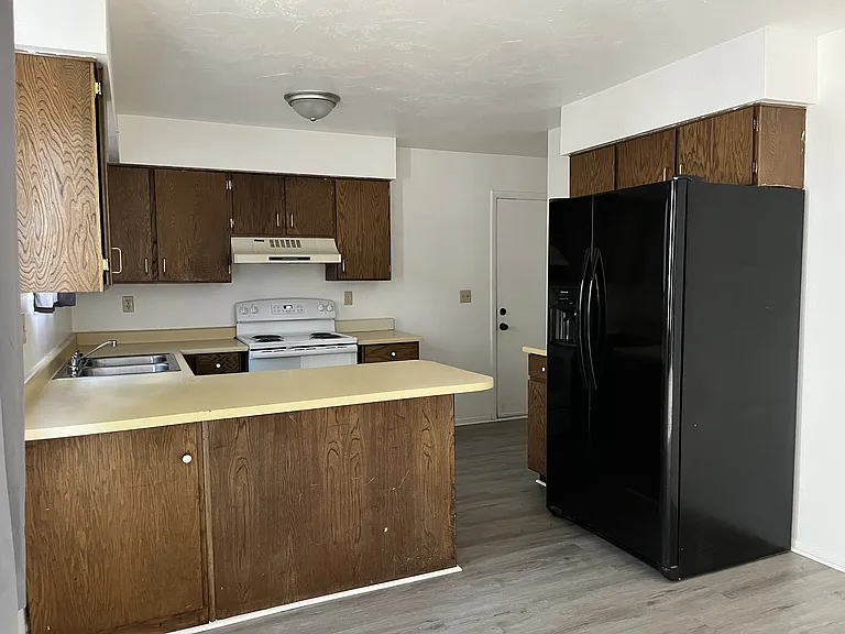 5926 S Brass Dr — Photo 4
