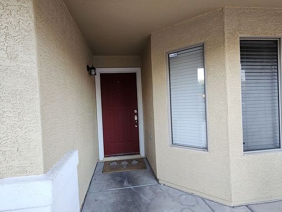 3rd image of 586 N 169th Ave