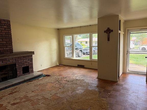 5th image of 21 Scarsdale Rd