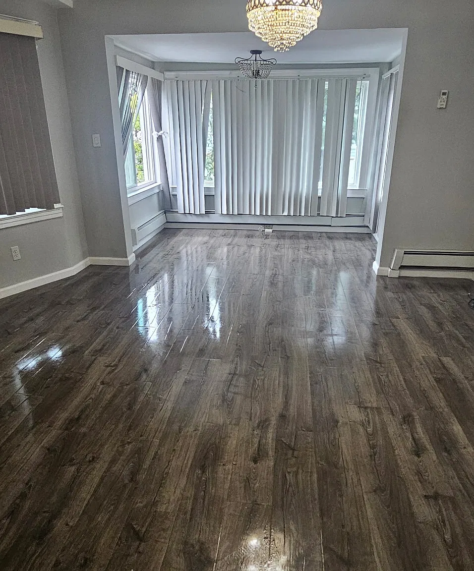2 bed, 900 sqft, $3,000 — Photo 3