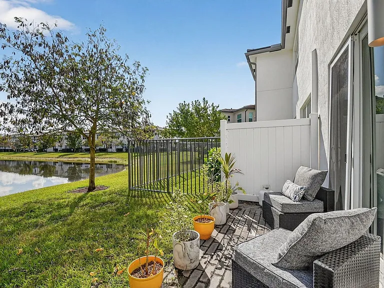 4790 Navali Dr — Photo 13