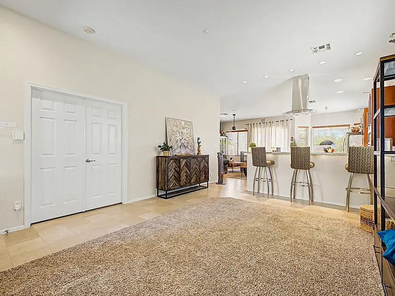 10490 E Acoma Dr — Photo 9