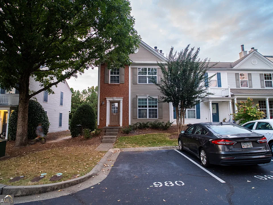 980 Prestwyck Ct