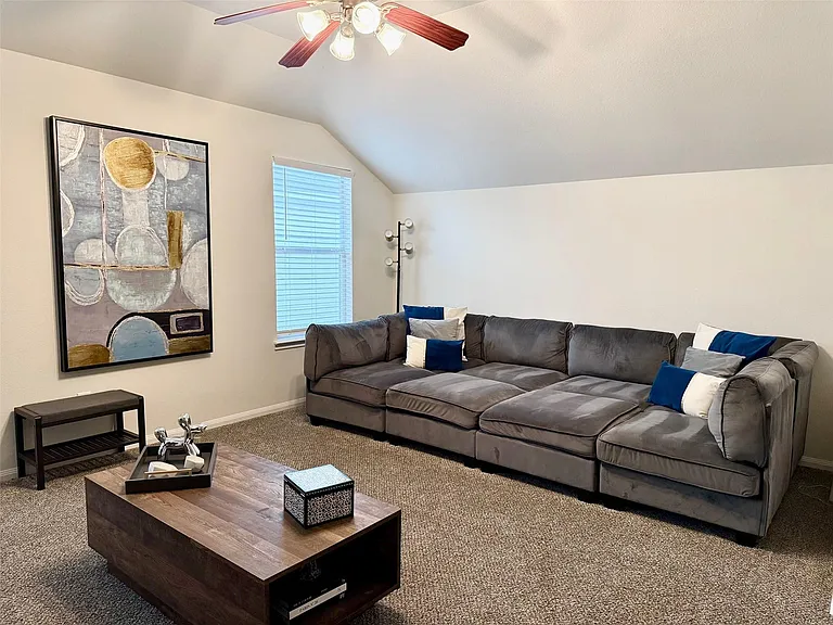 142 E Spindle Tree Cir — Photo 18