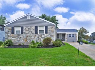 9728 Chapel Rd, Philadelphia, PA 19115