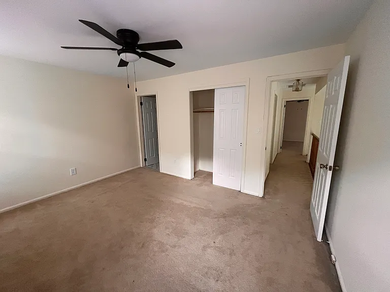 5207 Stonehedge Rd — Photo 19