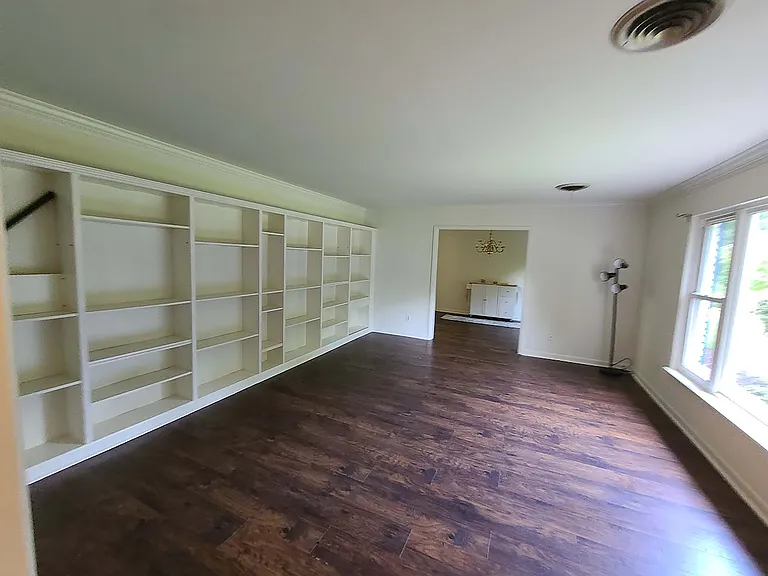 1002 Dixon Dr — Photo 53