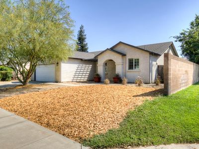 684 W Orange St, Kingsburg, CA, 93631