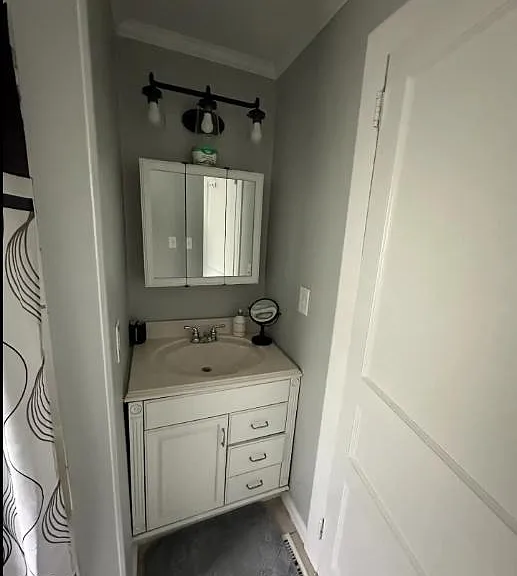 483 Seavy St — Photo 17