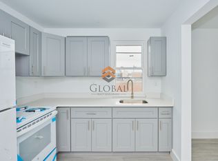 1278 E 222nd St #2R, Bronx, NY 10469