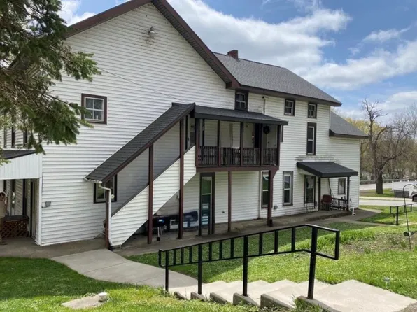 2075 Porterville Rd APT 1, East Aurora, NY 14052
