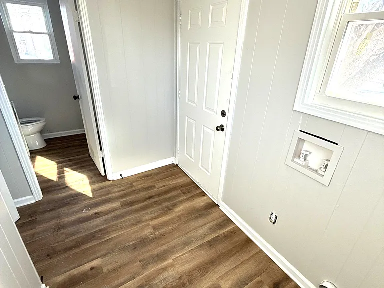 418 S Washington Ave — Photo 7