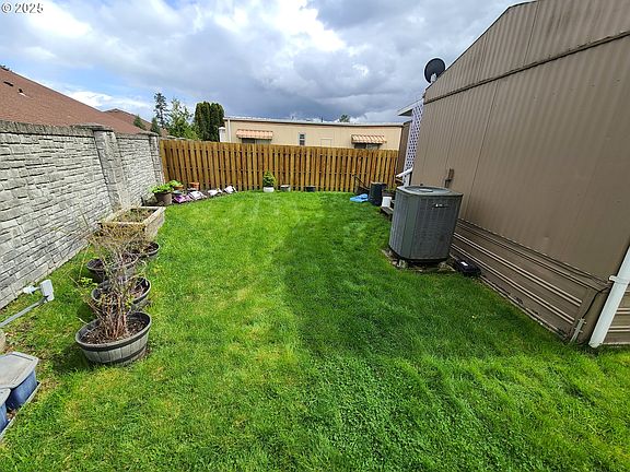3rd image of 15509 SE Mill Plain Blvd Unit 68