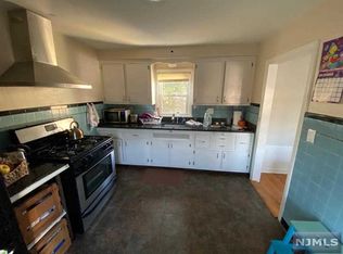 61 Clark Ave, Rutherford, NJ 07070
