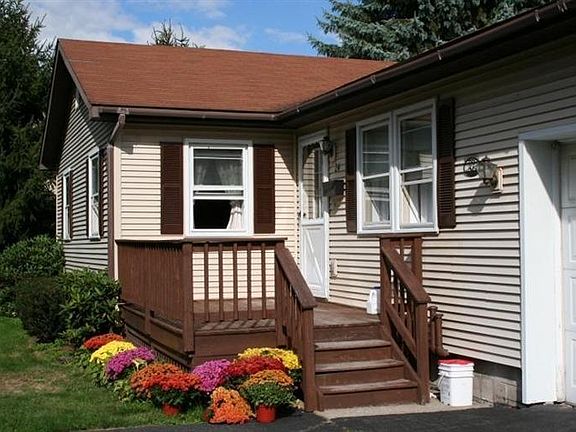 2nd image of 24 Delview Ter