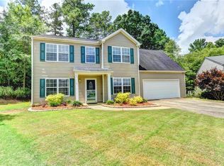 529 Lazy River Ln, Woodstock, GA 30188