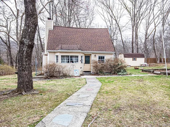 67 Grove Street, Greenwood Lake, NY 10925