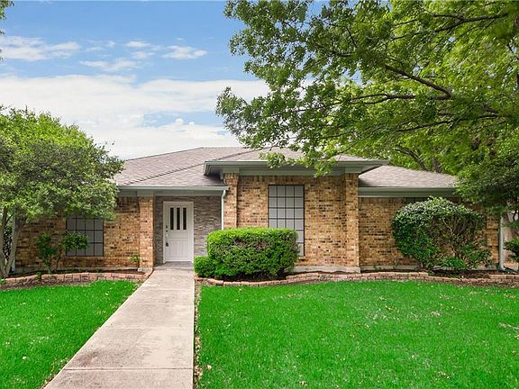 2nd image of 2019 Crestside Dr