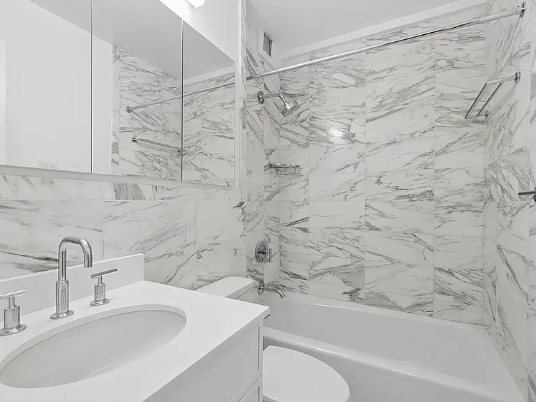 85 E End Ave #1C — Photo 7