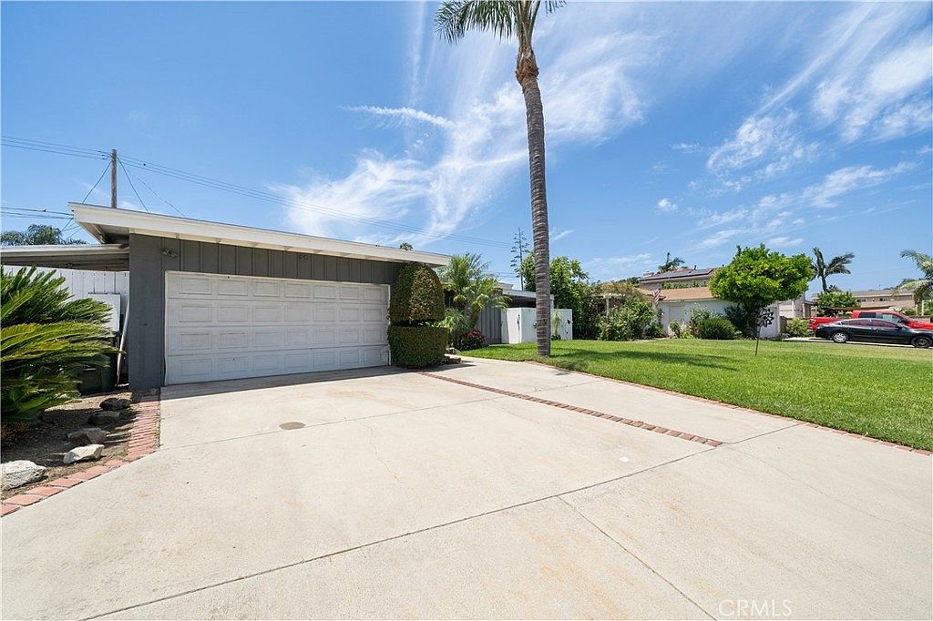 LIBER×GeekField_BuddyMat_MILKAHKI 16140 Bycroft St, Hacienda Heights, CA 91745 | Zillow